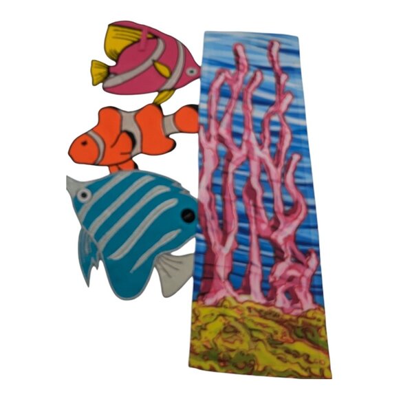 Decorative Garden Flag By Evergreen With Colorful Fish & Coral Reefs Design - Picture 8 of 11